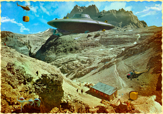 Illustration for article titled These Vintage Postcards Were Invaded By Aliens